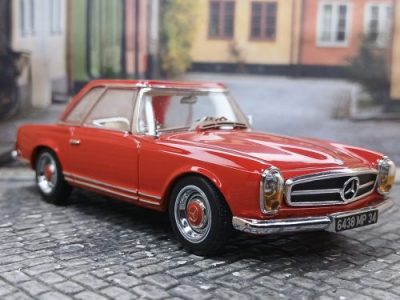 Mercedes Benz 230 SL –&nbsp;1964