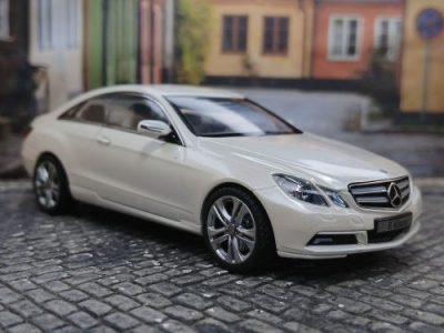 Mercedes Benz E-Class Coupe –&nbsp;2009