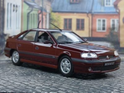Renault Safrane Biturbo –&nbsp;1993