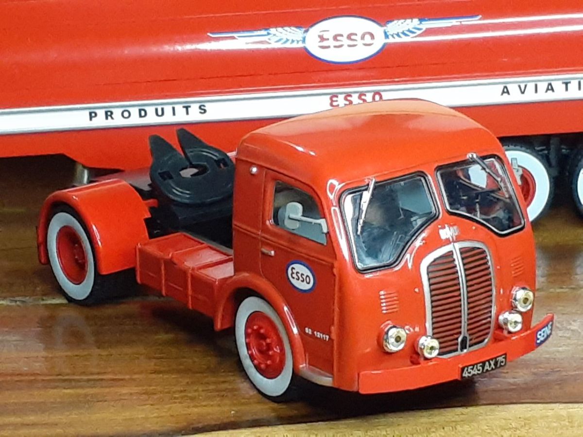 Somua JL17 – 1953 –&nbsp;Esso