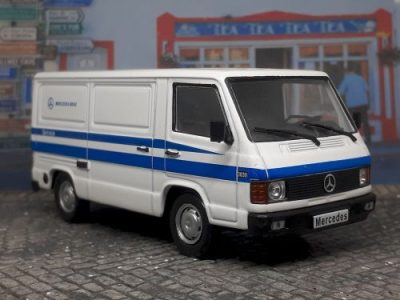 Mercedes Benz MB100 –&nbsp;1987