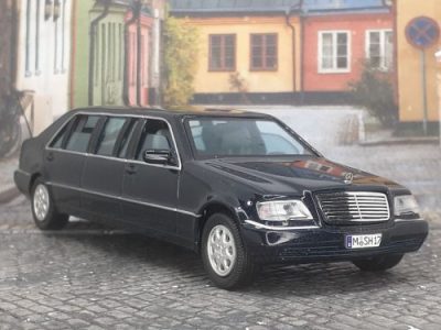 Mercedes Benz S600 –&nbsp;1995