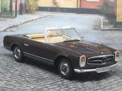Mercedes Benz 230 SL –&nbsp;1963