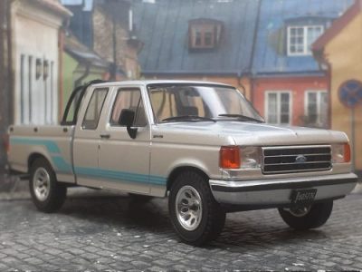 Ford F-100 –&nbsp;1993